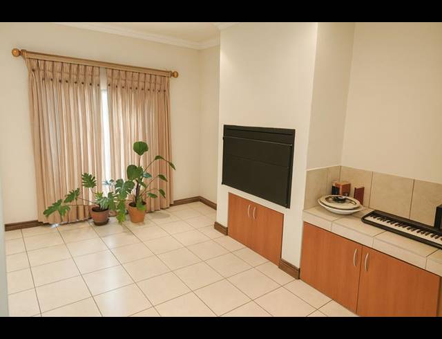 4 BEDROOM HOUSE FOR SALE IN CELTISDAL